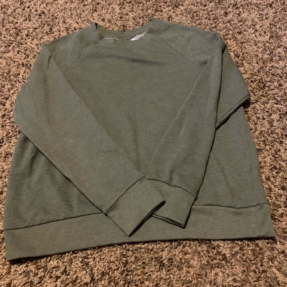 5/$20 EUC H&M sweatshirt